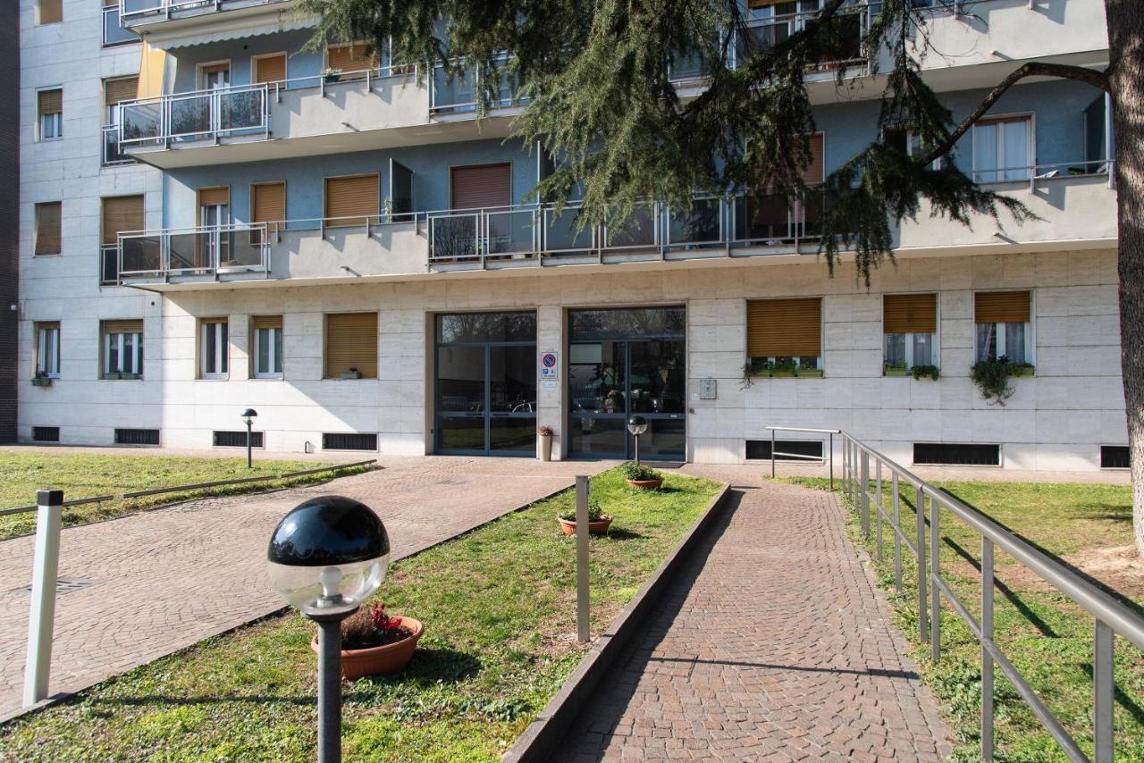 San Siro Stadium - Youhosty Mediolan Zewnętrze zdjęcie